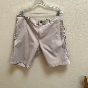 Puma SE, Mens golf shorts, tan , 34”waist, 10” inseam. Good condition